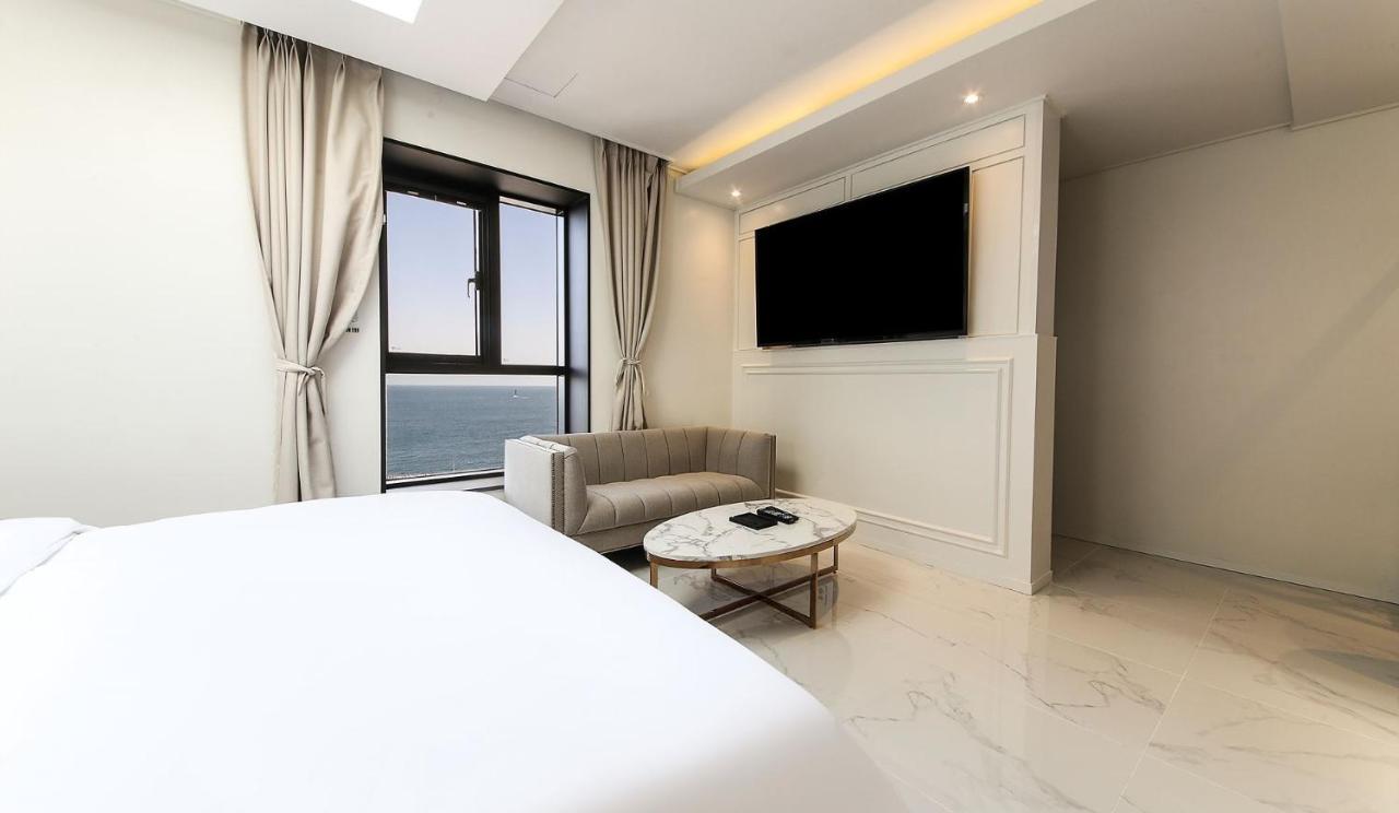 H Moment Hotel Songjeong Μπουσάν Εξωτερικό φωτογραφία