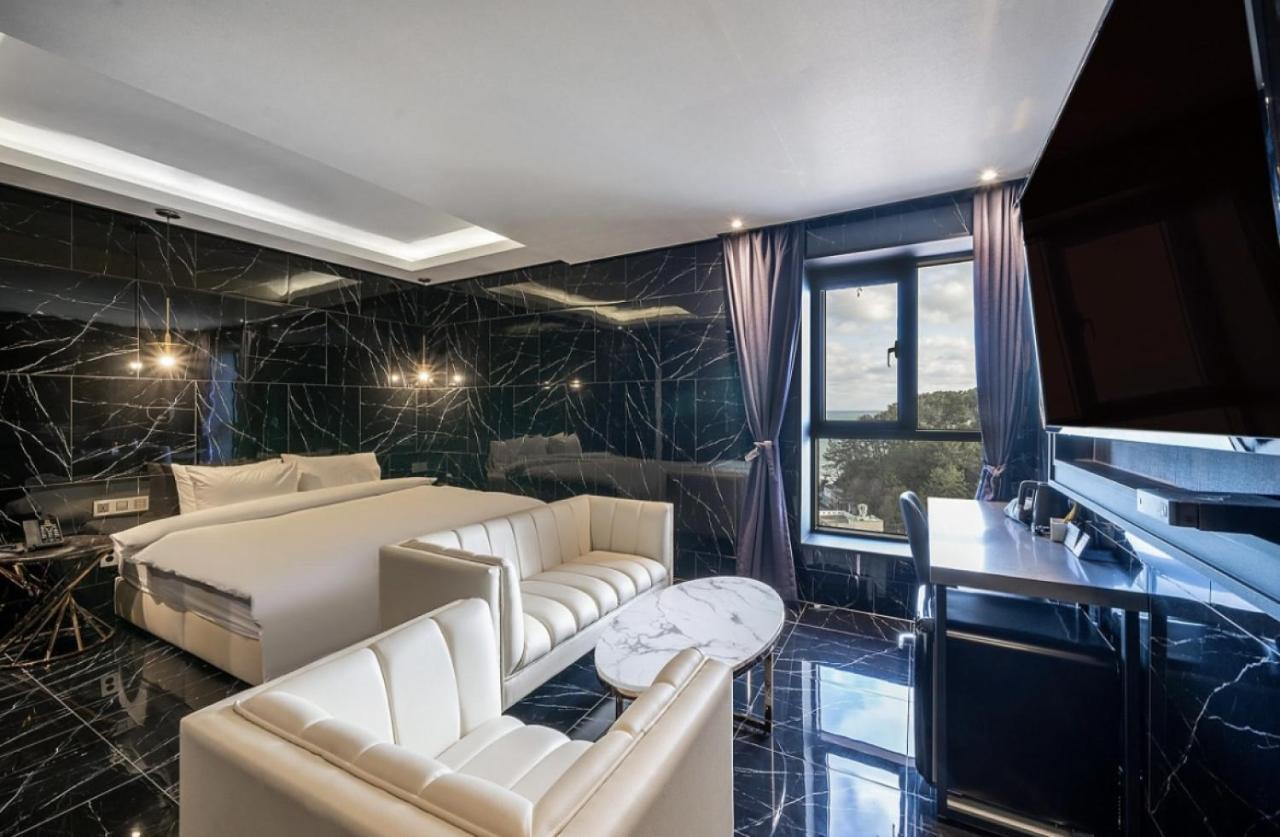 H Moment Hotel Songjeong Μπουσάν Εξωτερικό φωτογραφία