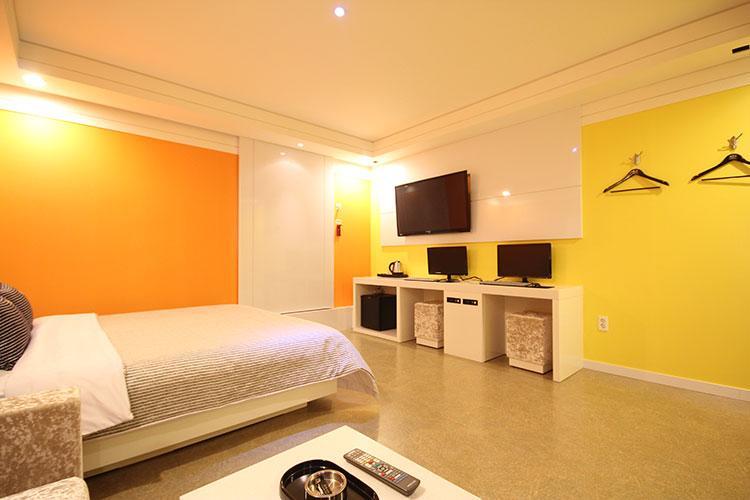 H Moment Hotel Songjeong Μπουσάν Εξωτερικό φωτογραφία