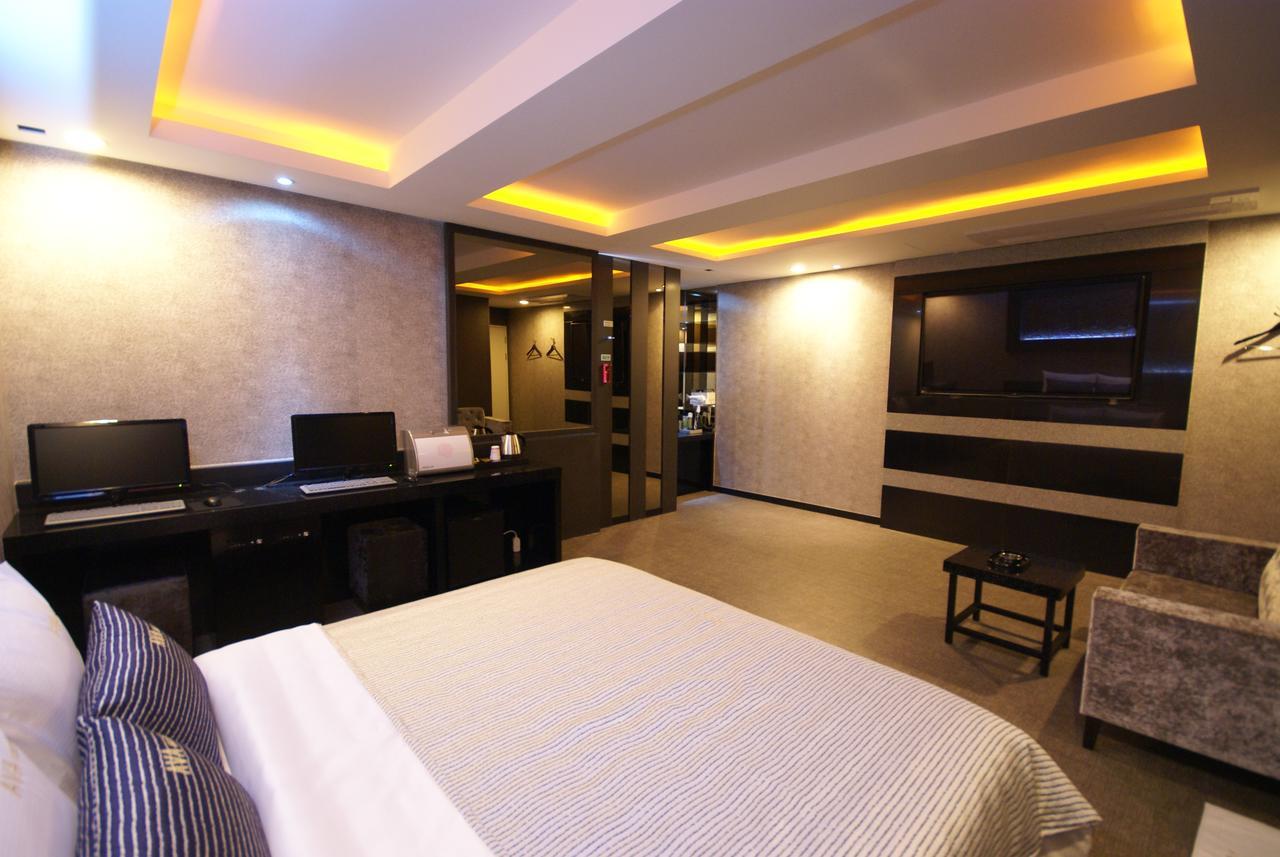 H Moment Hotel Songjeong Μπουσάν Εξωτερικό φωτογραφία
